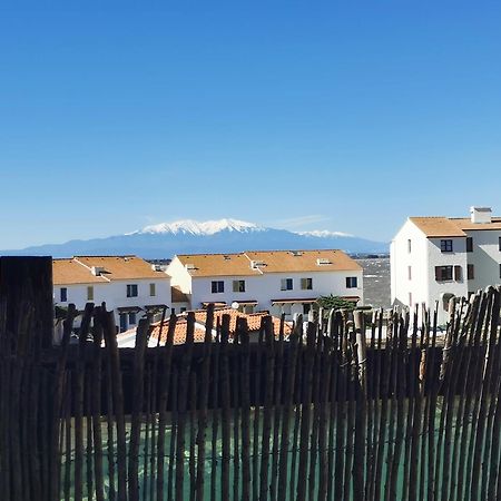 Exposé Plein Sud - Proche du Marché de Noël - Mezzanine pour les enfants - Terrasse extérieure avec Vue magnifique sur le Canigou - Espace jeux pour enfants Le Barcarès Esterno foto